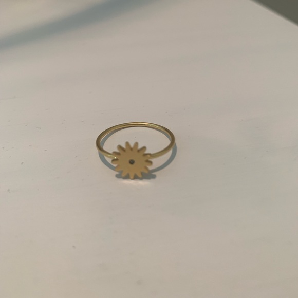 Madewell stackable ring set - Picture 3 of 5